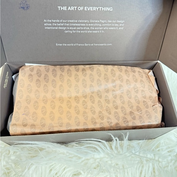 Franco Sarto Tiari Chain Square Toe Loafer White Leather Size 11 - Picture 3 of 8